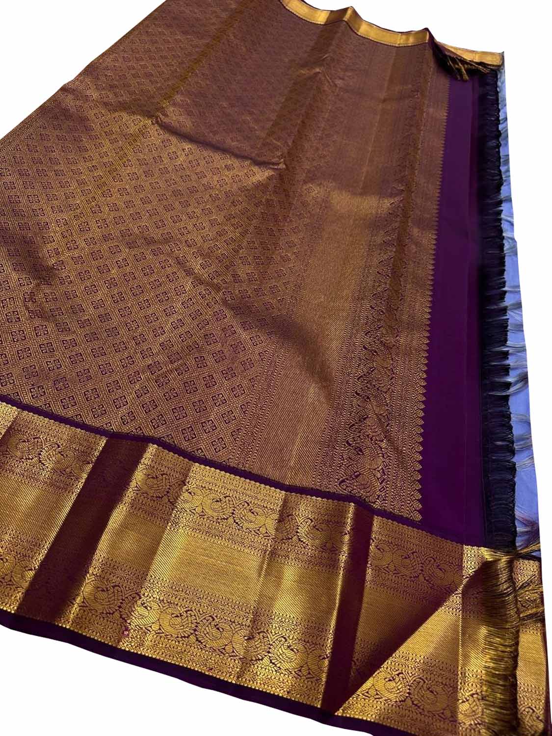 Exquisite Purple Handloom Kanjeevaram Silk Saree - Luxurion World