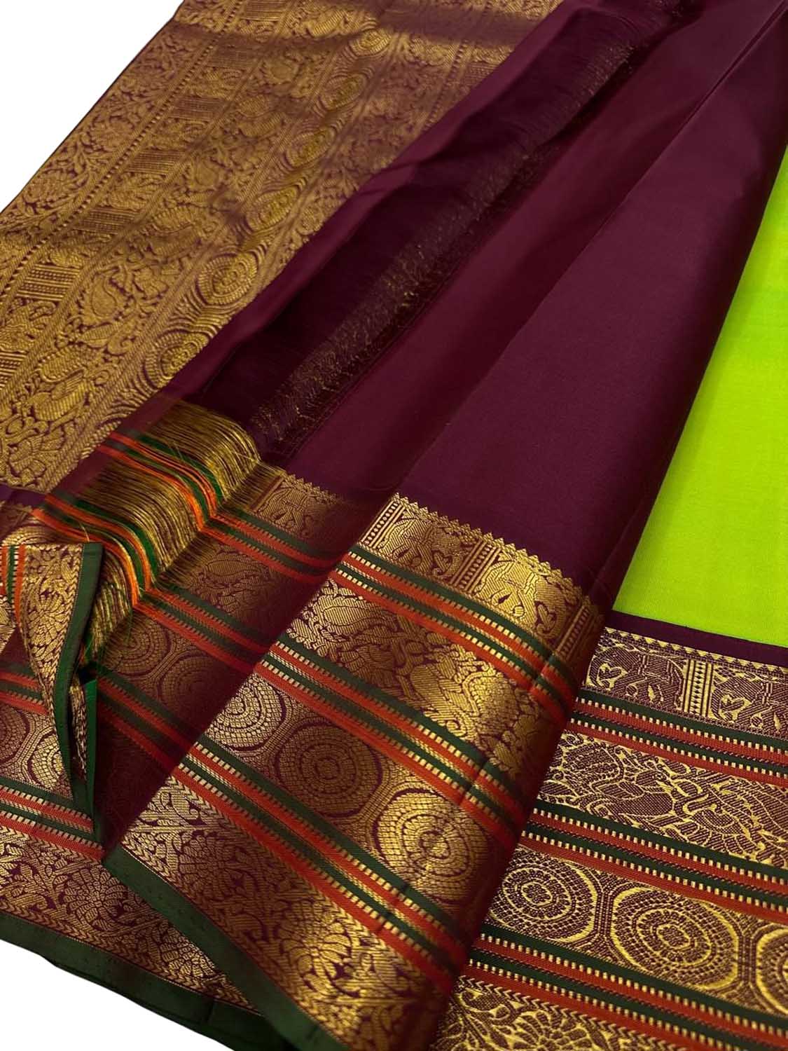 Green Kanjeevaram Handloom Pure Silk Saree - Luxurion World