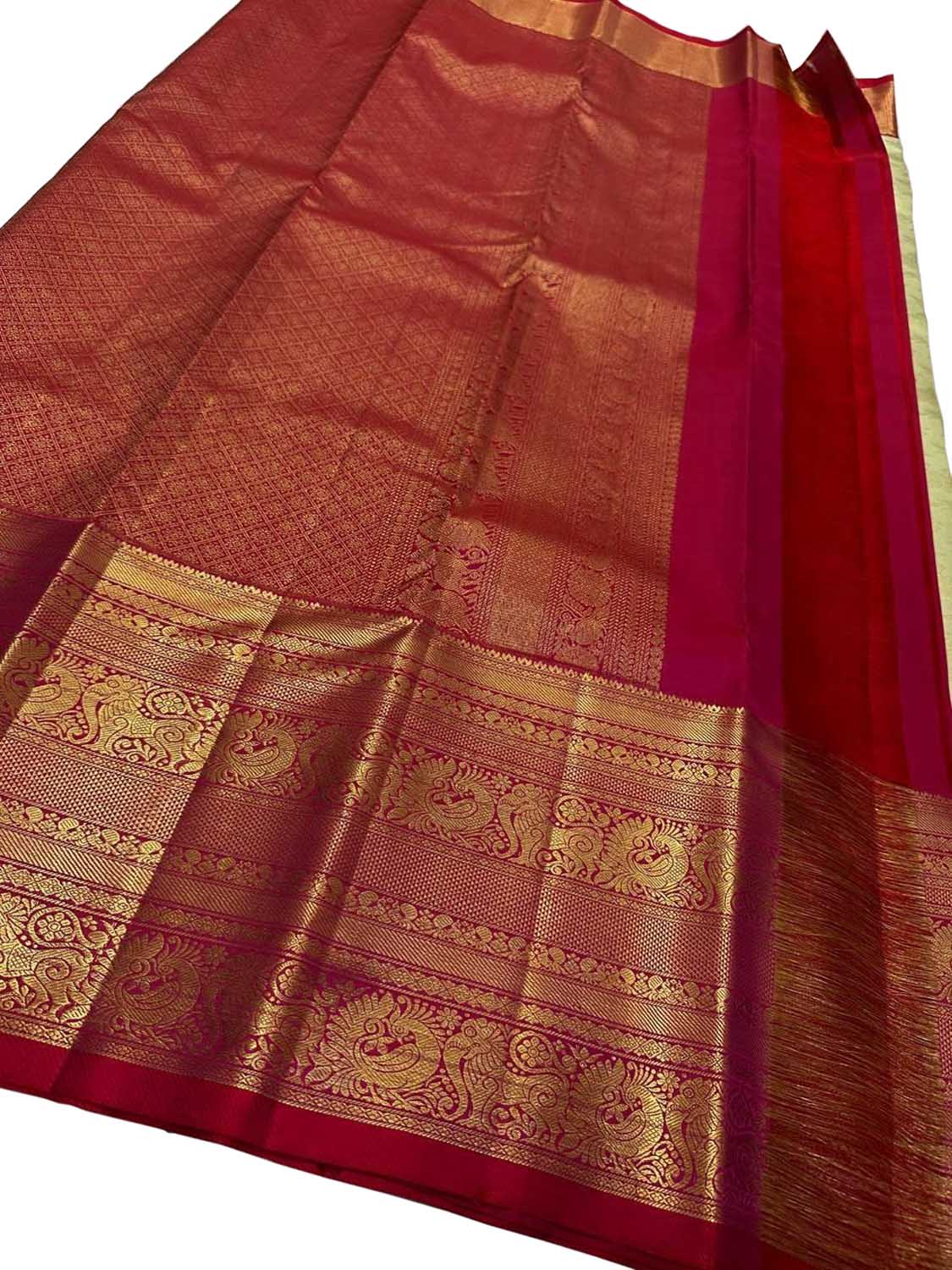 Red And Green Pure Handloom Kanjeevaram Silk Handloom Saree - Luxurion World