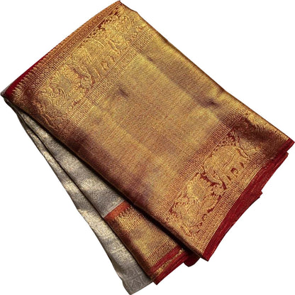 Exquisite Golden Kanjeevaram Handloom Pure Silk Saree - Luxurion World