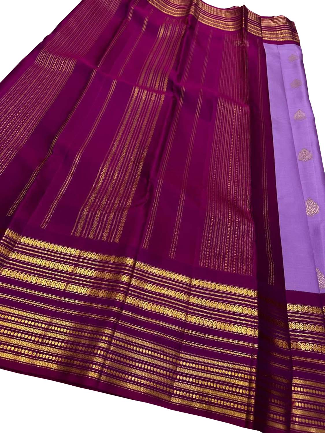 Exquisite Purple Handloom Kanjeevaram Pure Silk Saree - Luxurion World