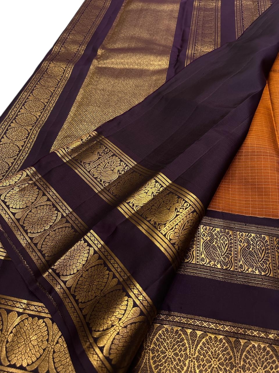 Brown Handloom Kanjeevaram Pure Silk Saree - Luxurion World