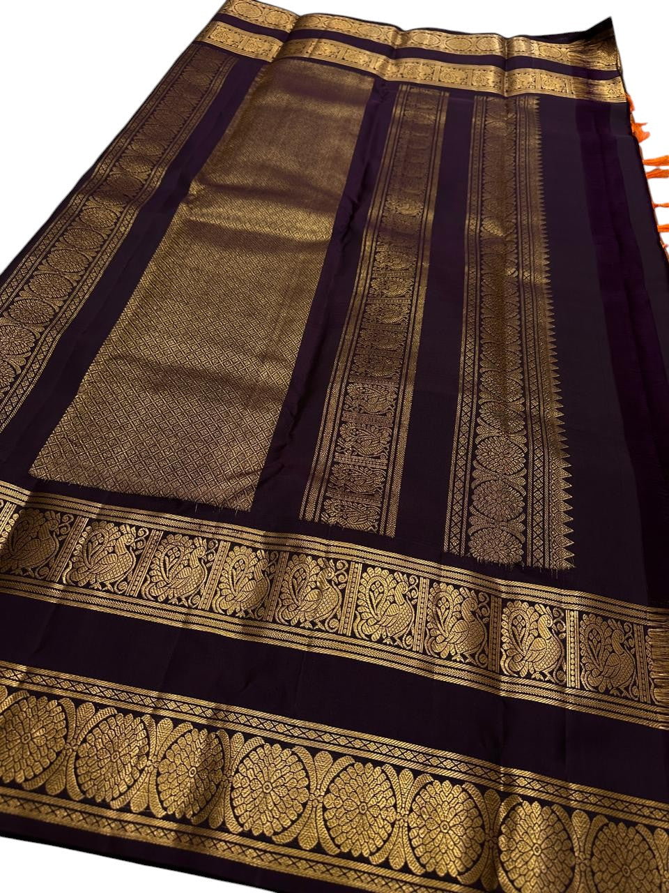 Brown Handloom Kanjeevaram Pure Silk Saree - Luxurion World