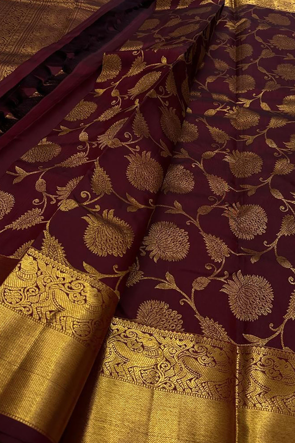 Maroon Handloom Kanjeevaram Pure Silk Saree - Luxurion World