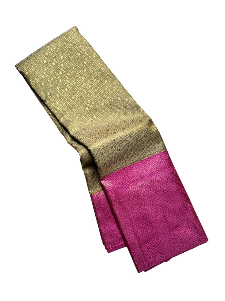 Exquisite Golden Handloom Kanjeevaram Silk Saree - Luxurion World