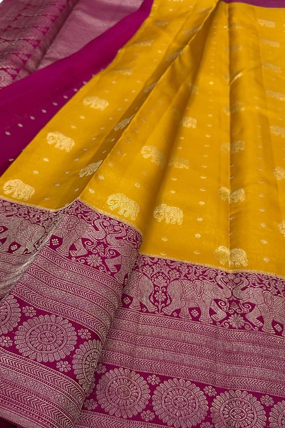 Yellow Handloom Kanjeevaram Silk Saree - Pure Elegance - Luxurion World