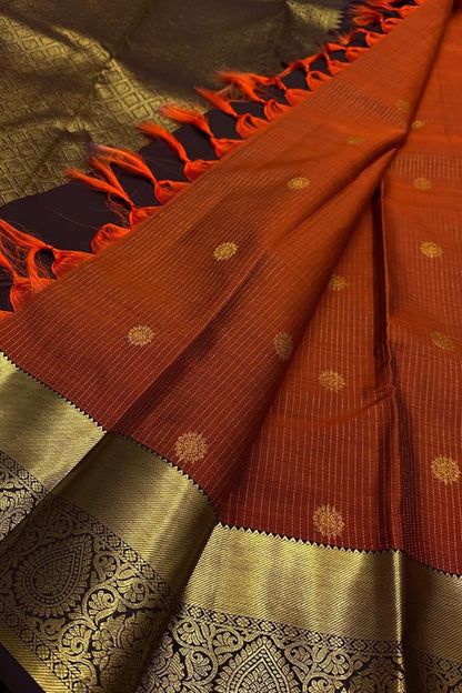Brown Handloom Kanjeevaram Pure Silk Saree - Elegant and Luxurious - Luxurion World