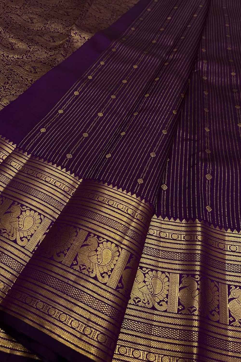 Exquisite Purple Handloom Kanjeevaram Pure Silk Saree - Luxurion World