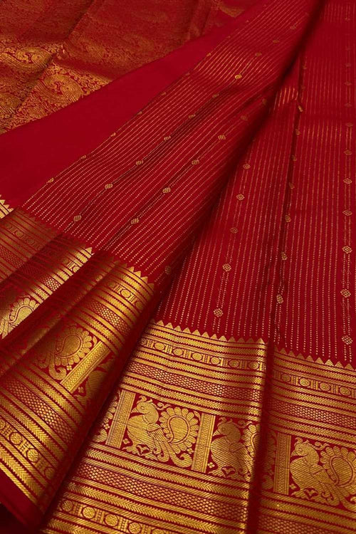 Exquisite Red Handloom Kanjeevaram Pure Silk Saree - Luxurion World