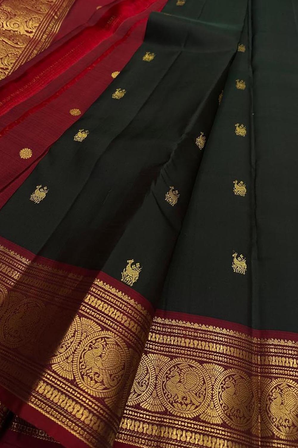 Green Handloom Kanjeevaram Pure Silk Booti Design Saree
