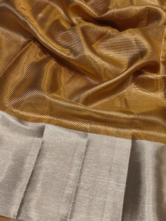 Golden Kanjeevaram Handloom Pure Silk Saree - Luxurion World