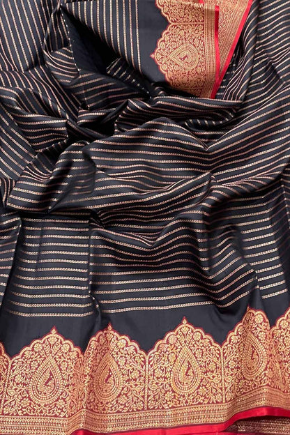 Opulent Black Handloom Kanjeevaram Silk Saree - Luxurion World