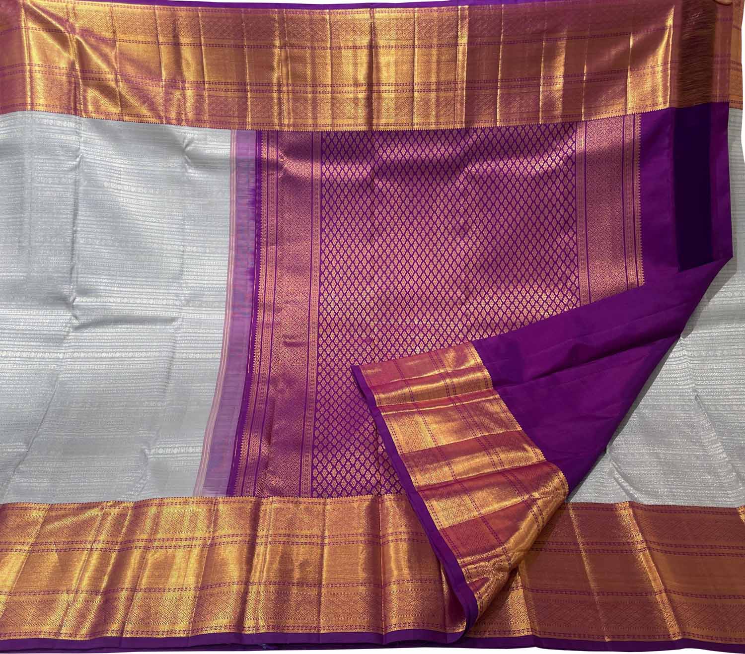 Grey Handloom Kanjeevaram Pure Silk Saree - Luxurion World