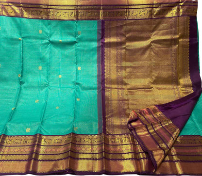 Green Handloom Kanjeevaram Pure Silk Saree - Elegant Luxury - Luxurion World