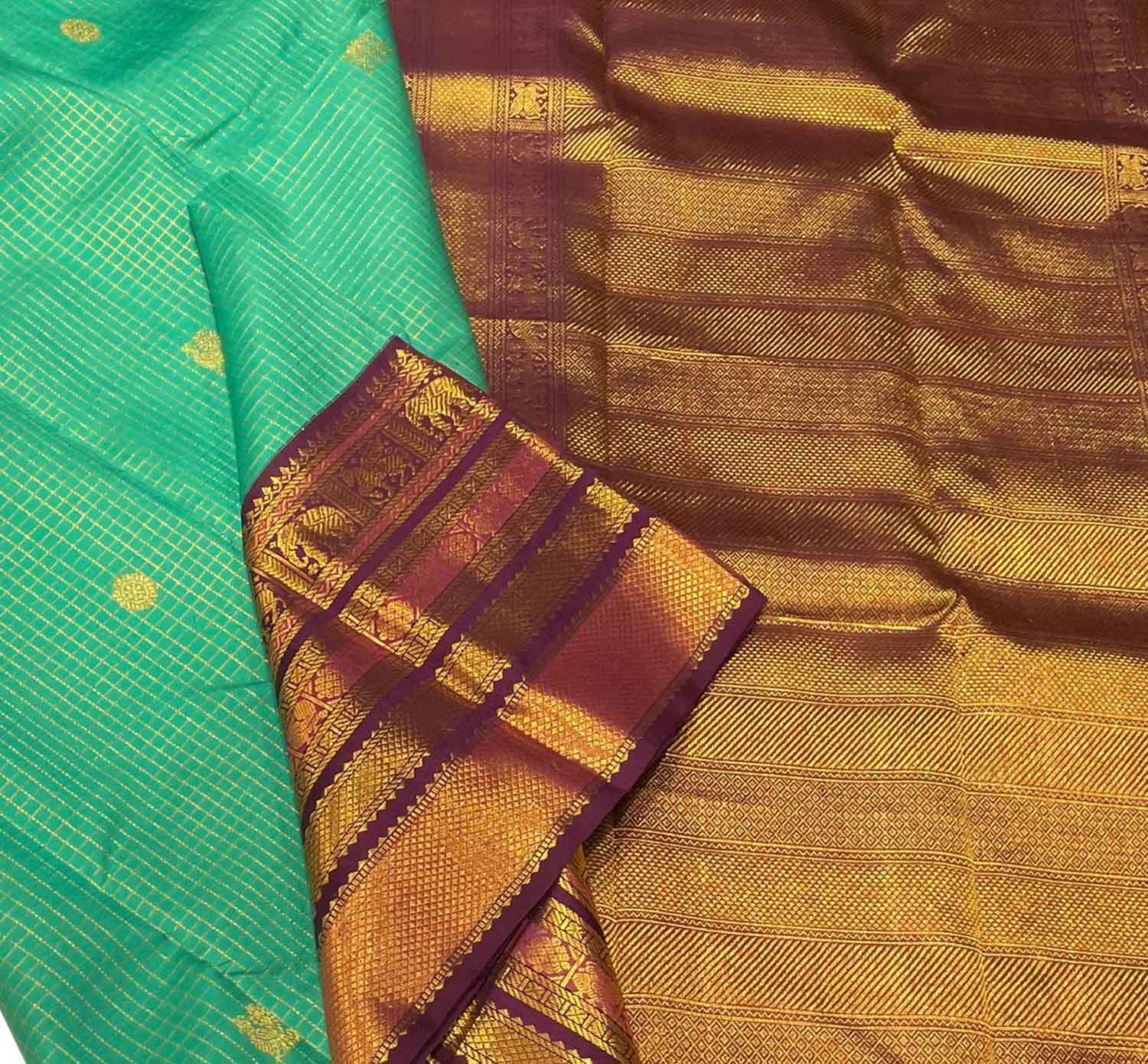 Green Handloom Kanjeevaram Pure Silk Saree - Elegant Luxury - Luxurion World