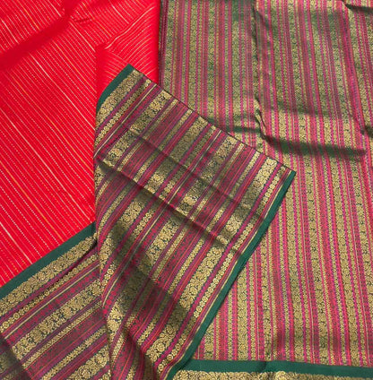 Red Handloom Kanjeevaram Pure Silk Saree - Luxurion World