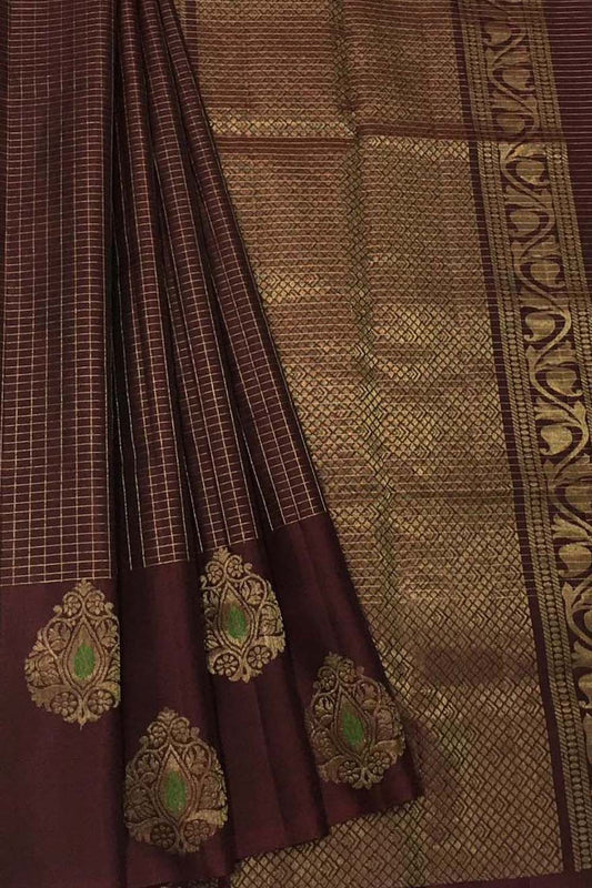 Exquisite Brown Kanjeevaram Silk Saree - Handloom Beauty - Luxurion World
