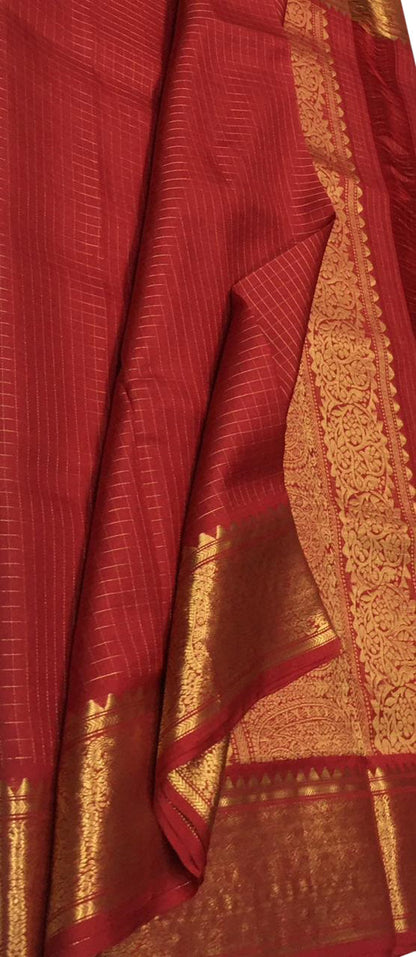 Exquisite Red Handloom Kanjeevaram Silk Saree - Luxurion World