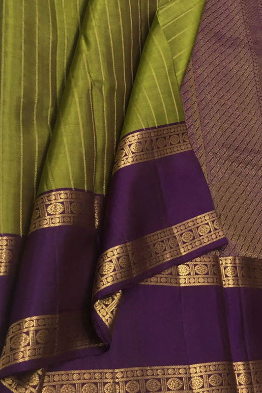 Green Handloom Kanjeevaram Pure Silk Saree - Elegant and Timeless - Luxurion World
