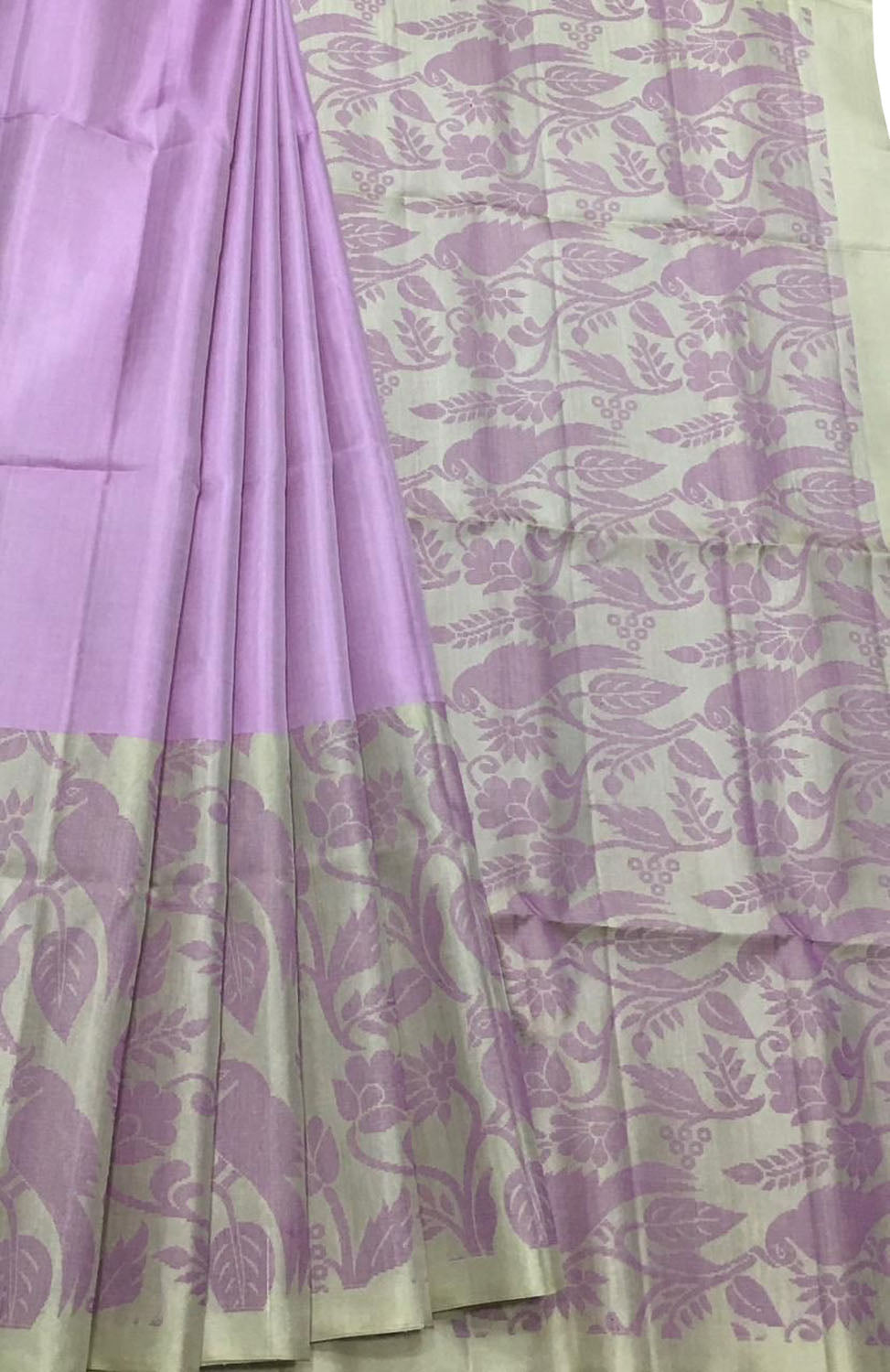 Exquisite Purple Kanjeevaram Silk Saree - Handloom Beauty - Luxurion World
