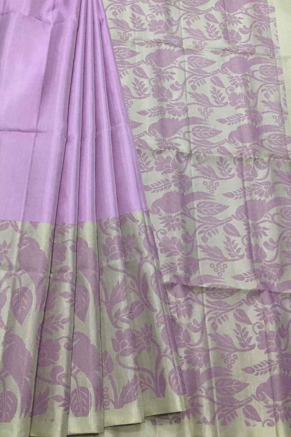 Exquisite Purple Kanjeevaram Silk Saree - Handloom Beauty - Luxurion World