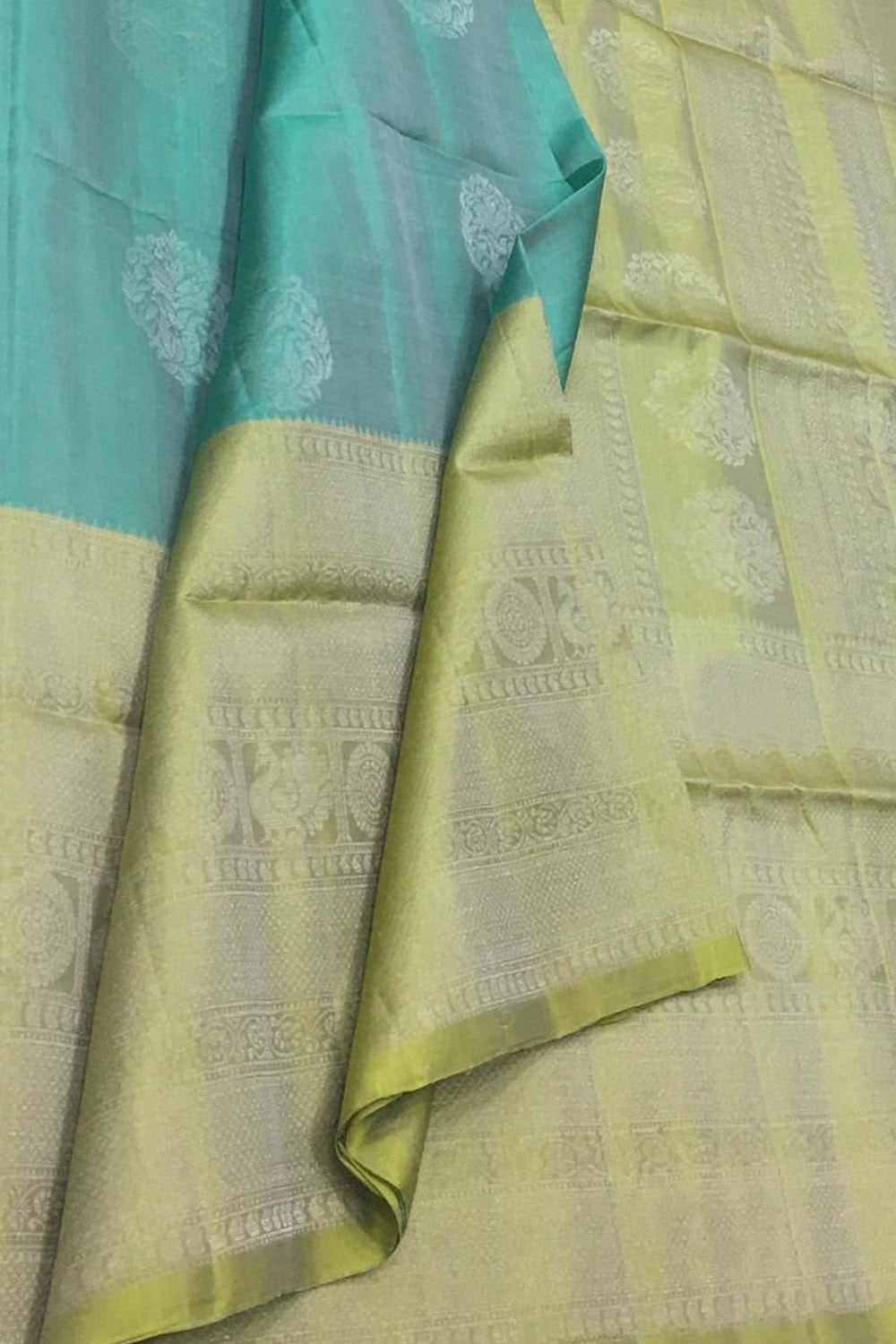 Exquisite Blue Kanjeevaram Handloom Silk Saree - Luxurion World