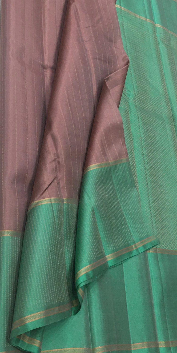 Exquisite Purple Pure Silk Kanjeevaram Saree - Luxurion World