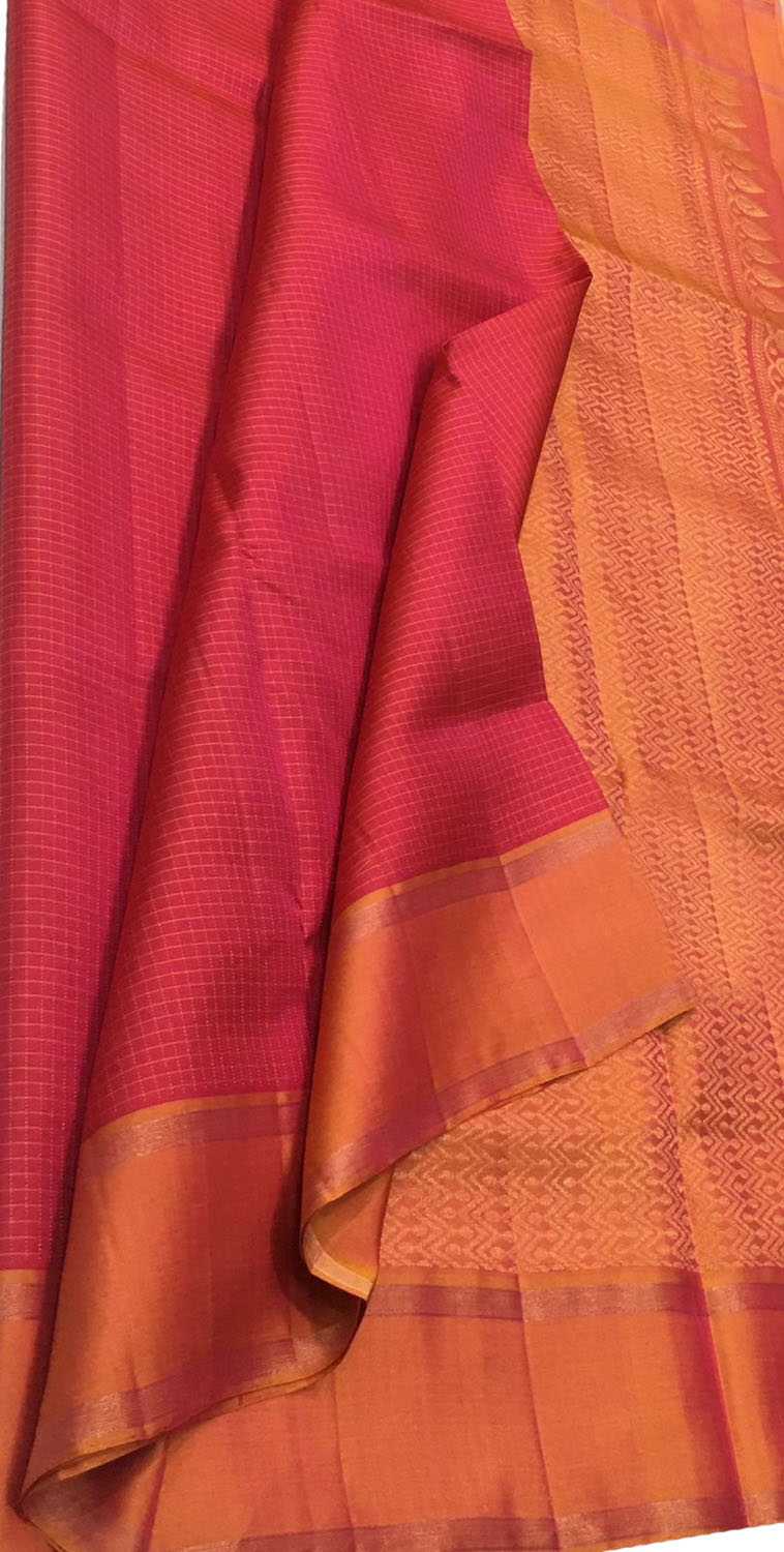 Exquisite Pink Kanjeevaram Pure Silk Saree - Handloom Beauty - Luxurion World
