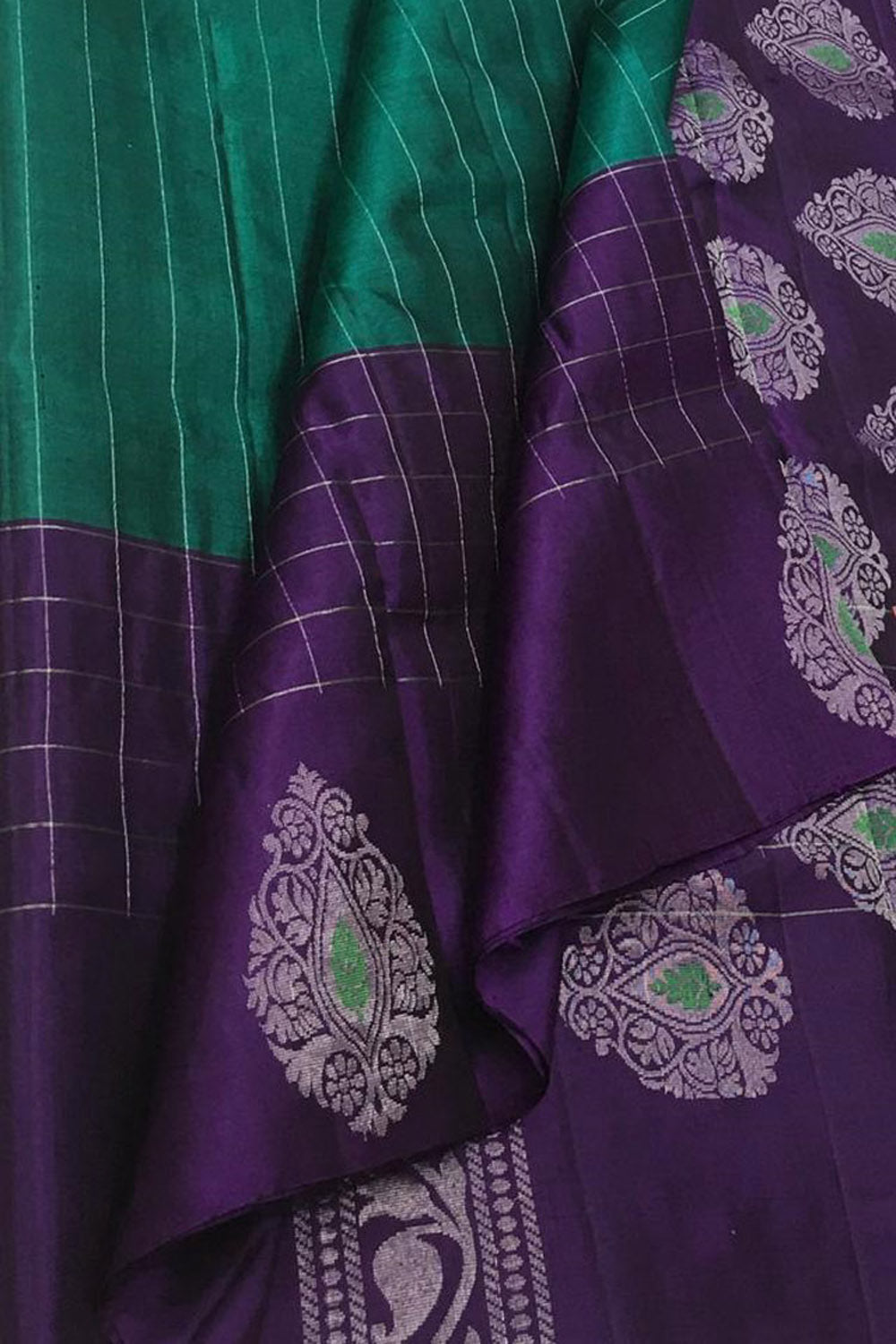 Green & Purple Handloom Kanjeevaram Silk Saree - Luxurion World