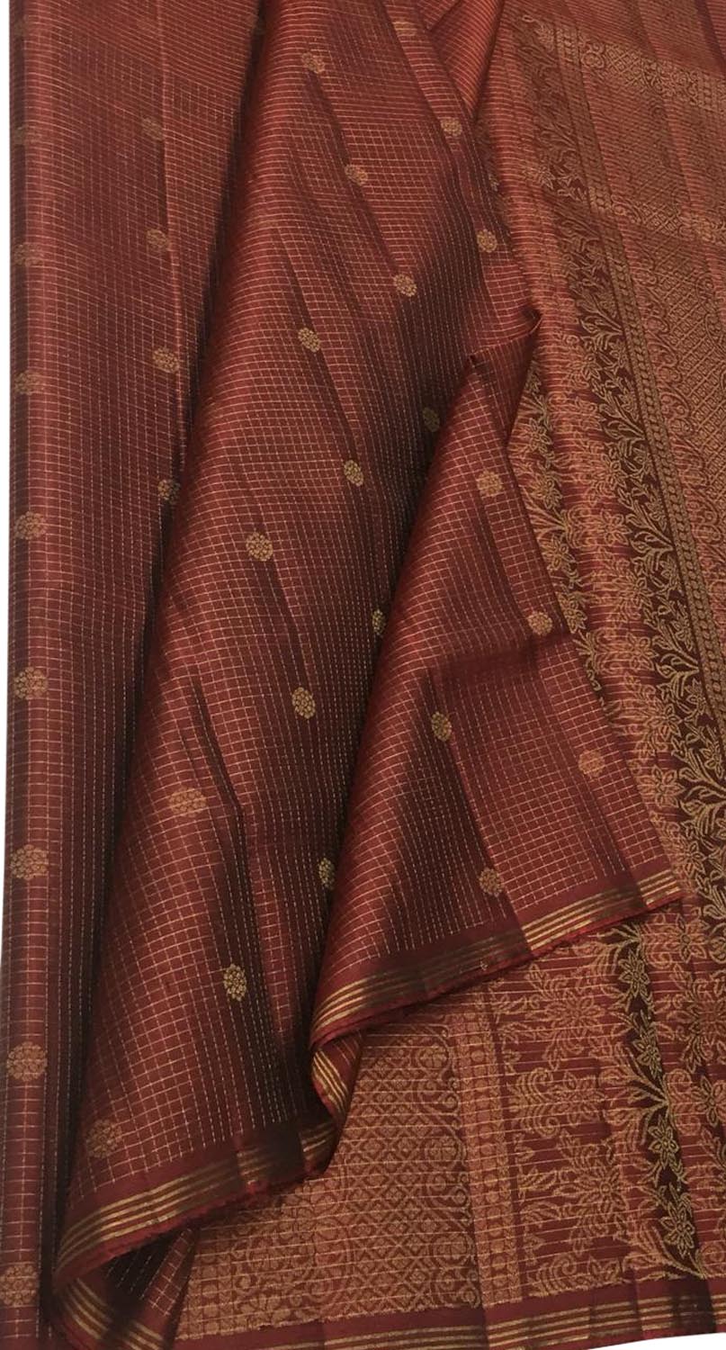 Maroon Handloom Kanjeevaram Silk Saree - Luxurion World
