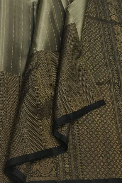 Exquisite Grey Kanjeevaram Handloom Pure Silk Saree - Luxurion World
