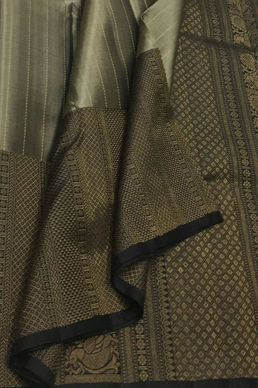 Exquisite Grey Kanjeevaram Handloom Pure Silk Saree - Luxurion World