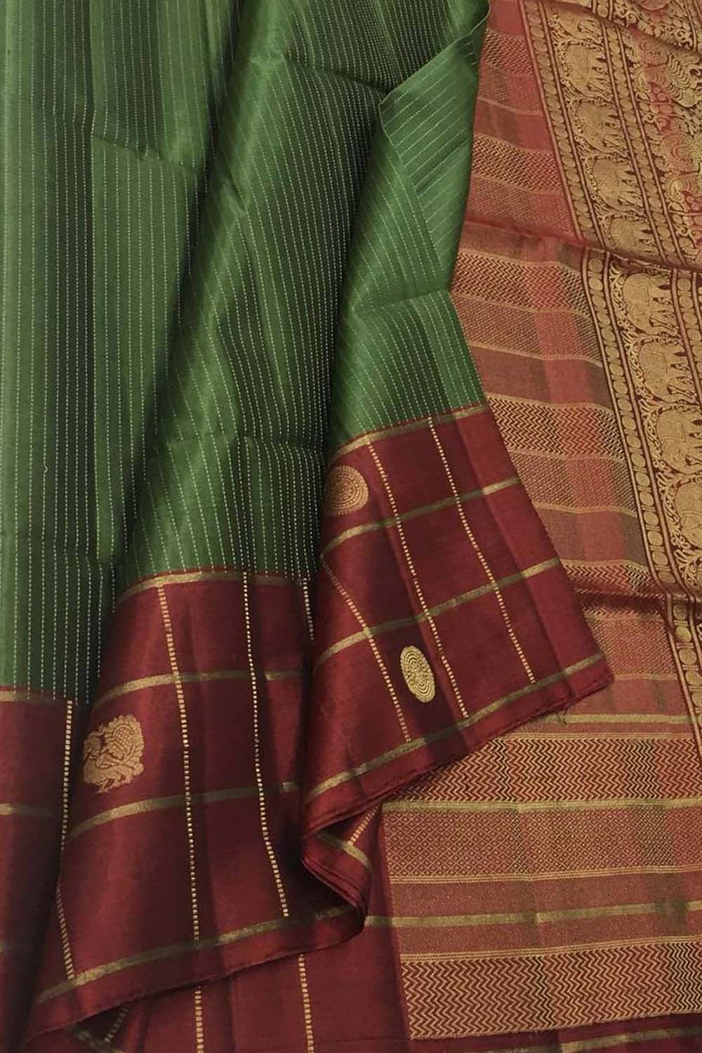 Green And Maroon Checks Kanjeevaram Handloom Pure Silk Saree - Luxurion World