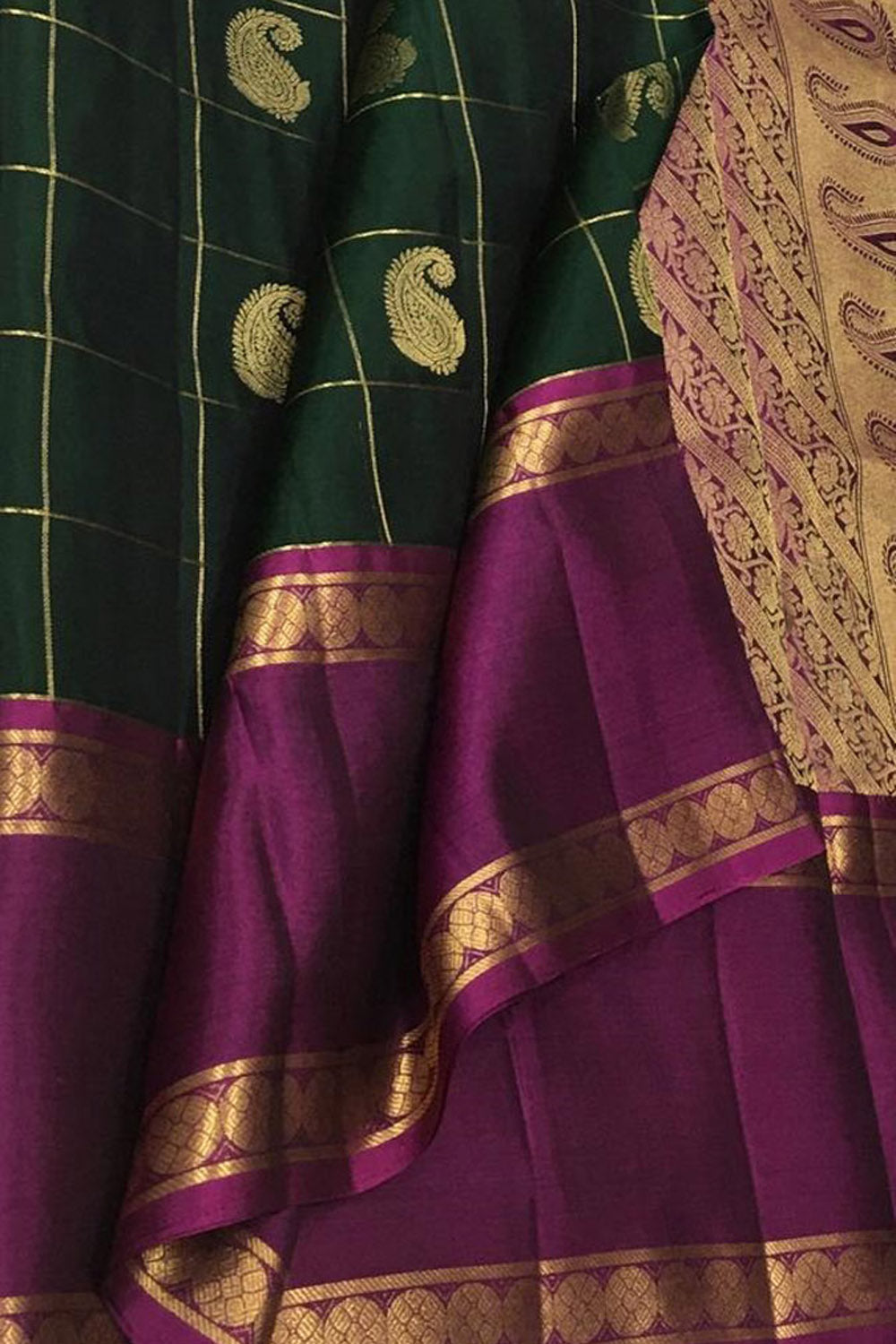 Green And Purple Kanjeevaram Handloom Pure Silk Saree - Luxurion World