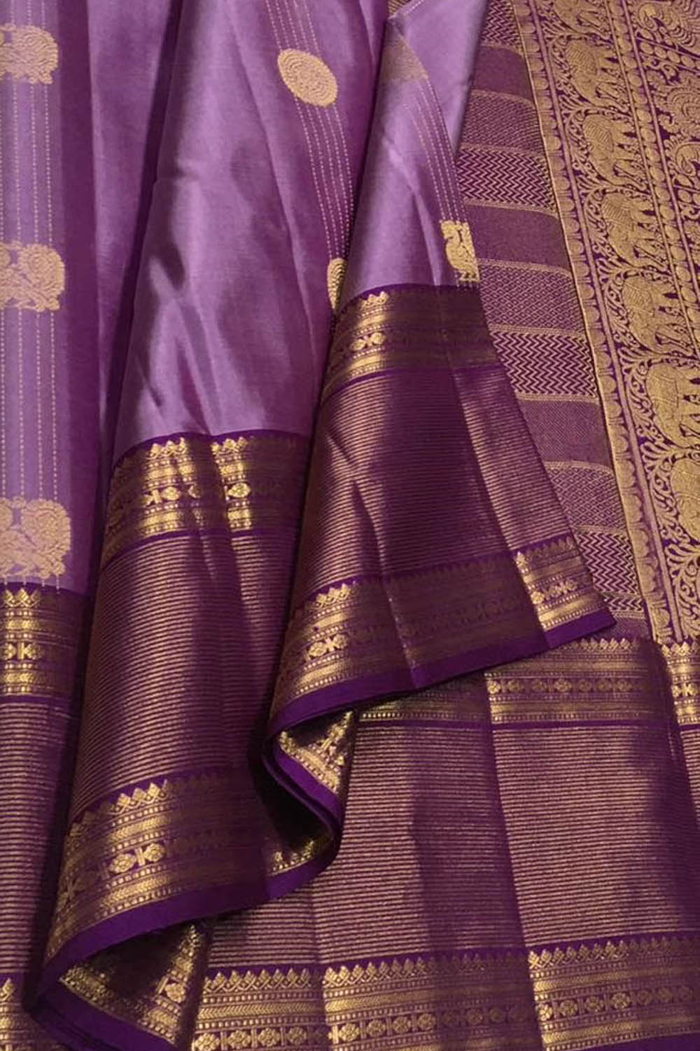 Exquisite Purple Kanjeevaram Silk Saree - Luxurion World