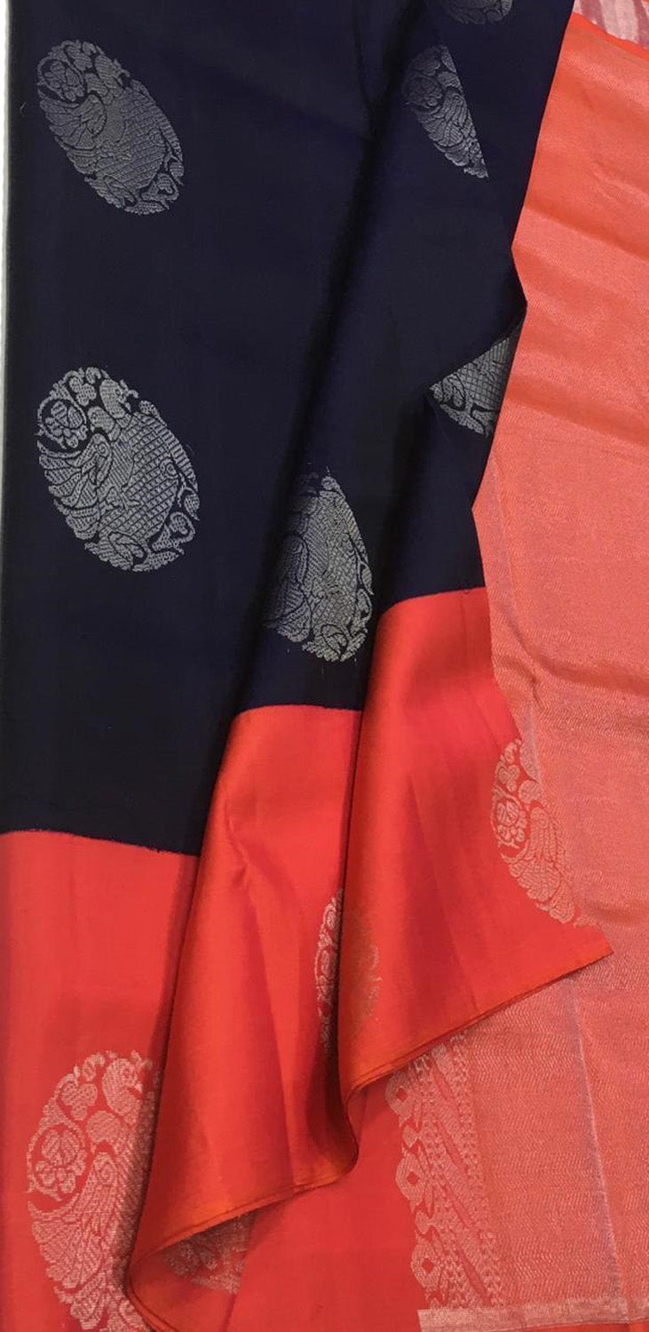 Blue Pure Kanjeevaram Silk Saree - Handloom Elegance - Luxurion World