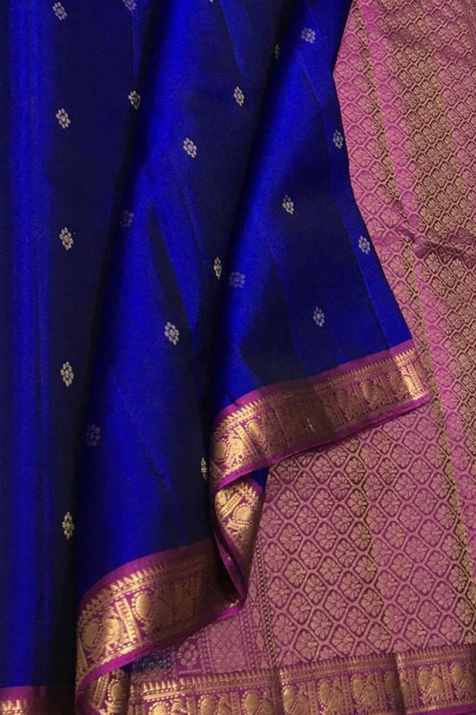 Blue Pure Kanjeevaram Silk Saree - Handloom Elegance - Luxurion World