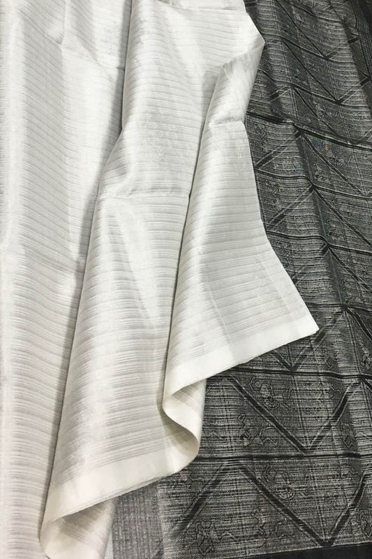 Exquisite Off White Handloom Kanjeevaram Silk Saree