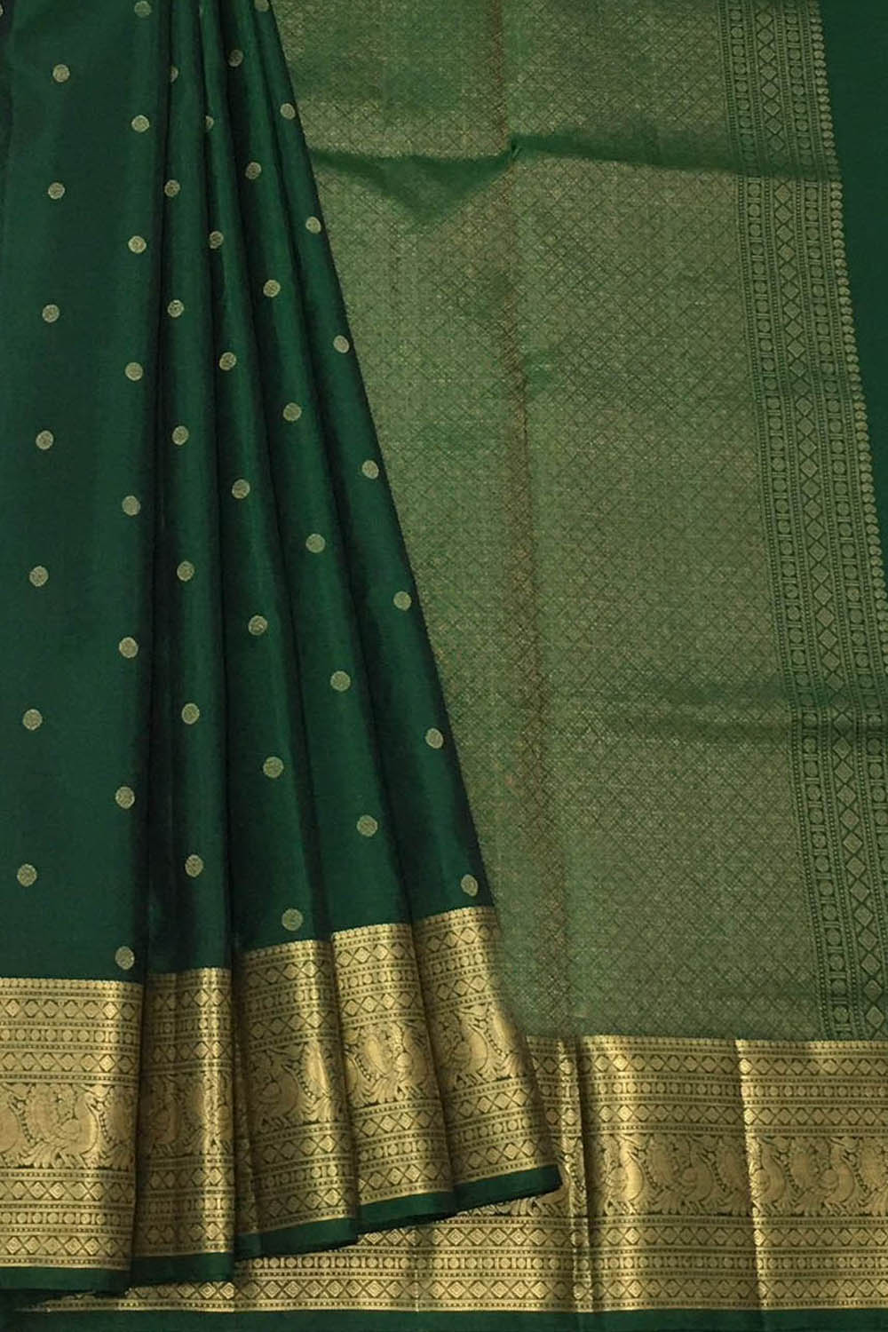 Ethically made Green Pure Silk Saree - Handloom Kanjeevaram - Luxurion World