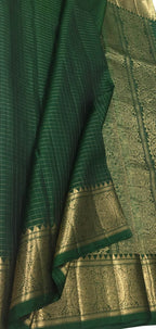 Ethically made Green Pure Silk Saree Handloom Kanjeevaram - Luxurion World