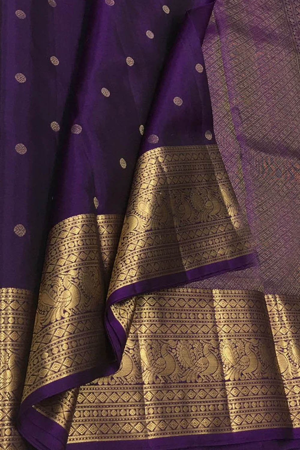 Exquisite Purple Handloom Kanjeevaram Silk Saree
