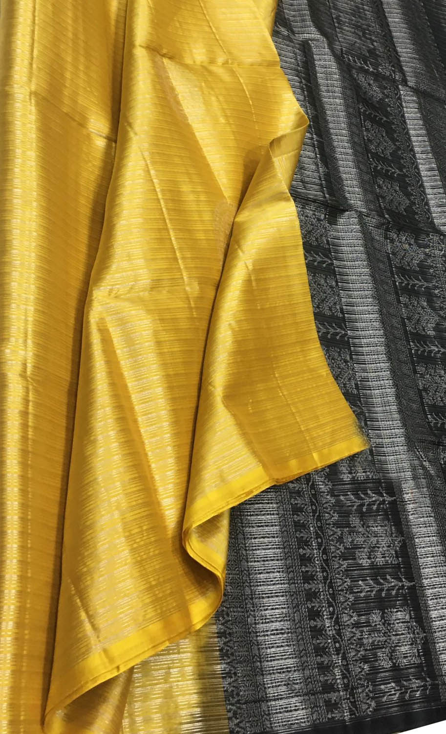 Yellow Handloom Kanjeevaram Silk Saree - Luxurion World