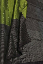 Green Handloom Kanjeevaram Pure Silk Saree - Luxurion World