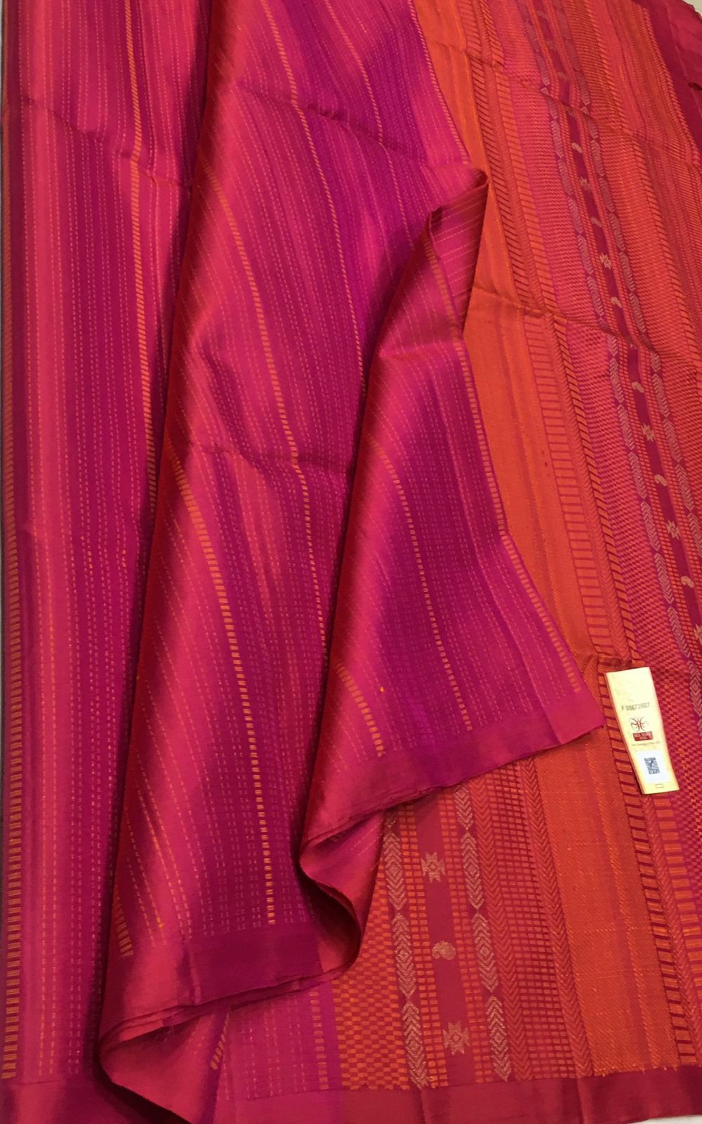 Exquisite Handloom Kanjeevaram Pure Silk Saree - Luxurion World