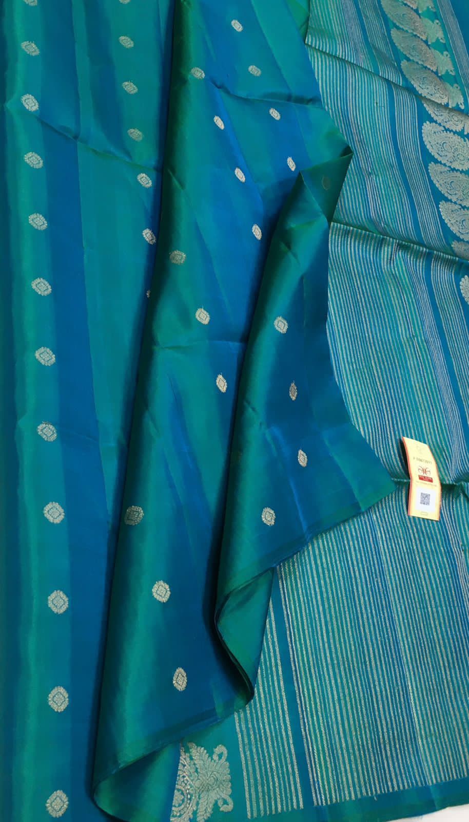 Exquisite Blue Handloom Kanjeevaram Pure Silk Saree - Luxurion World