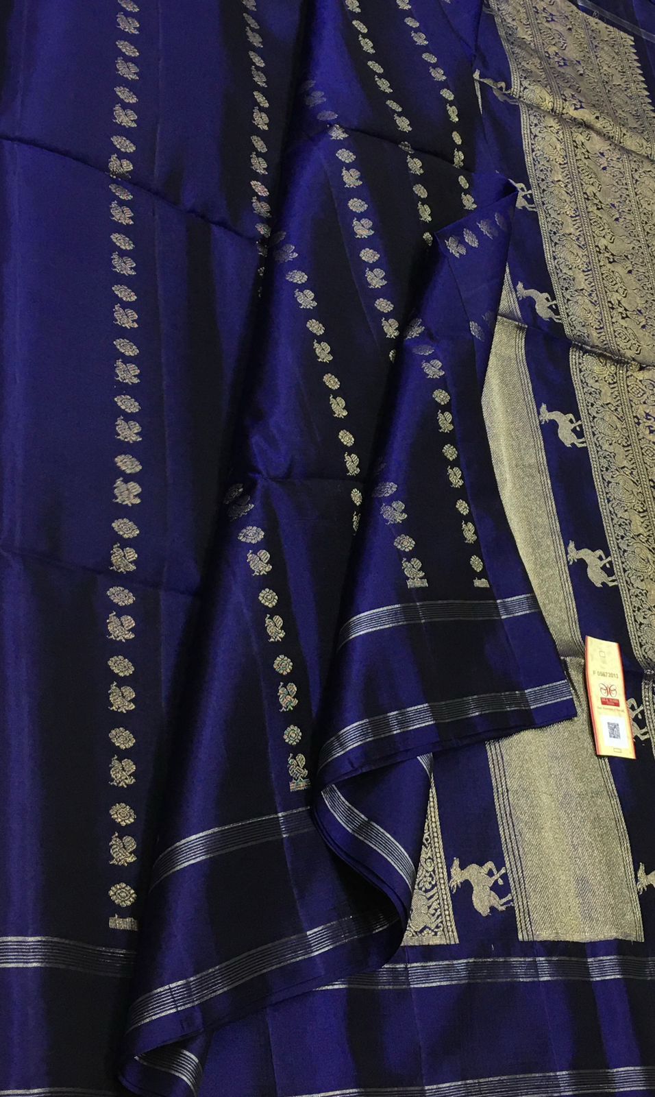 Exquisite Blue Handloom Kanjeevaram Pure Silk Saree - Luxurion World