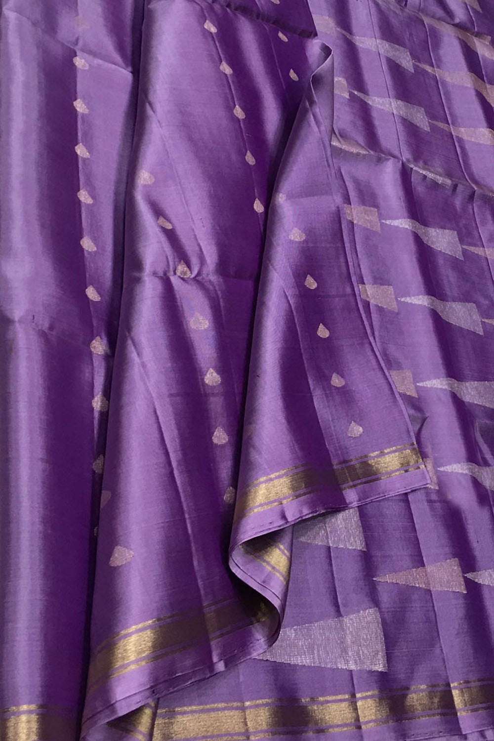 Exquisite Purple Handloom Kanjeevaram Pure Silk Saree - Luxurion World