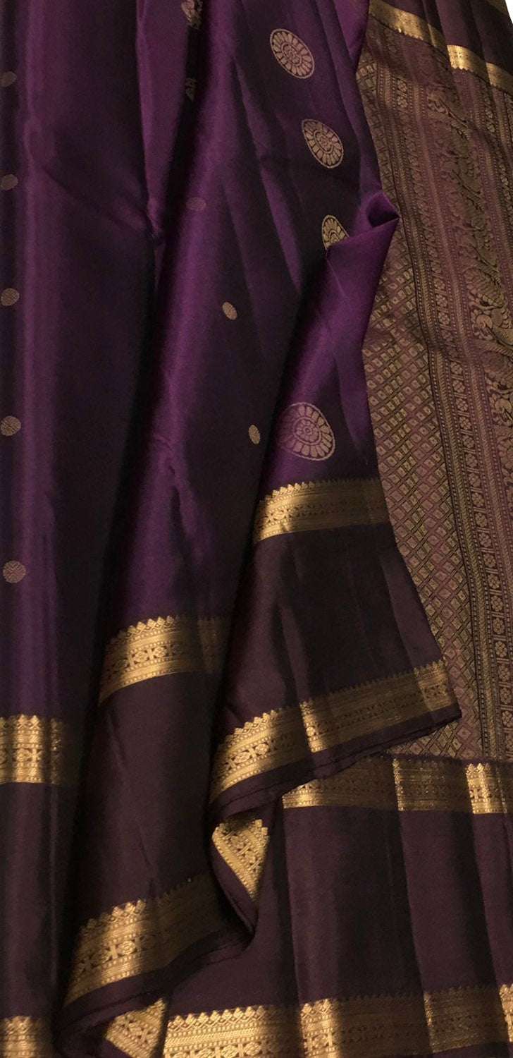 Exquisite Purple Handloom Kanjeevaram Pure Silk Saree - Luxurion World
