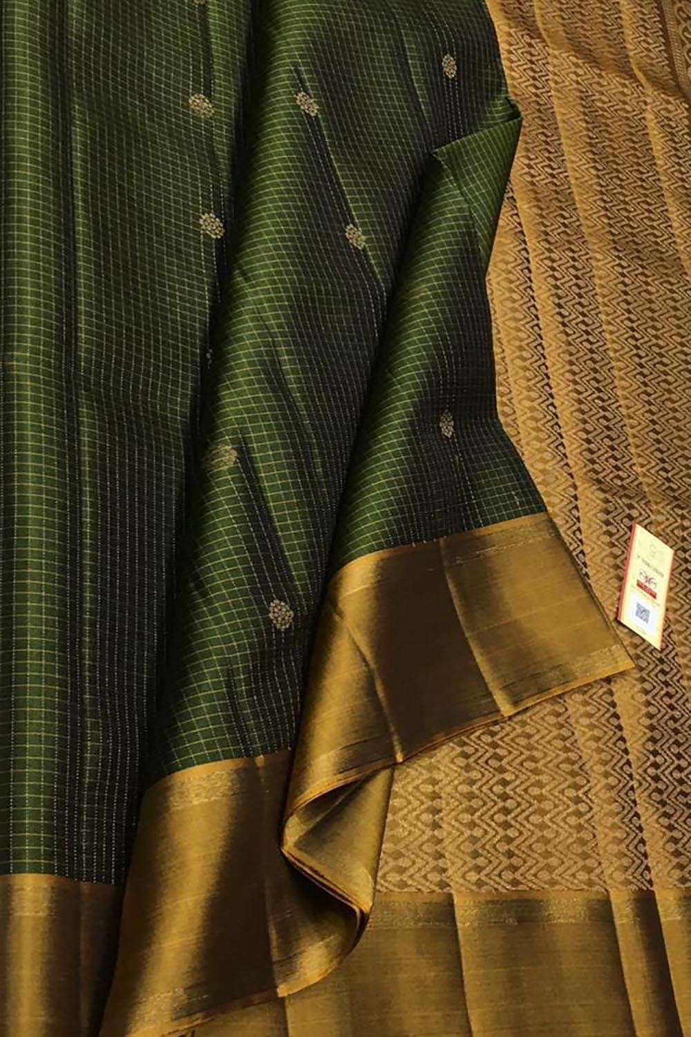 Green Handloom Kanjeevaram Pure Silk Saree - Luxurion World