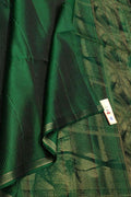 Green Handloom Kanjeevaram Pure Silk Saree - Elegant and Luxurious - Luxurion World